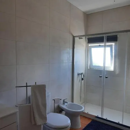 Casa Do Meio * Lamas