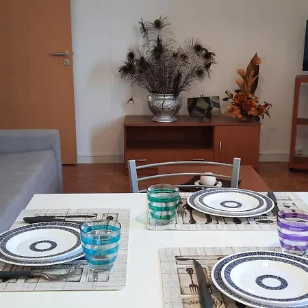 Casa Do Meio * Lamas